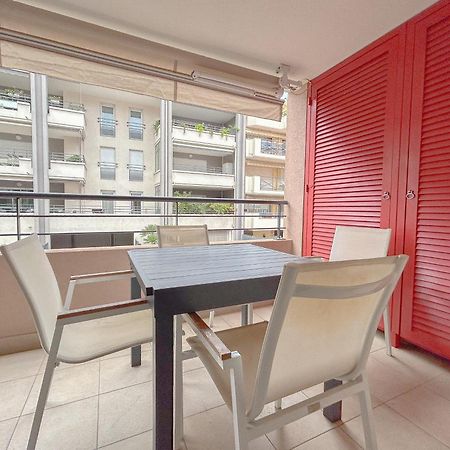 Appartement Centrale A 100 M Des Plages Rue De Provence Saint-Raphaël Exterior foto